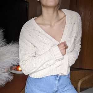 Cropped Chunky Knit Sweater Cardigan with Cuffed Sleeves